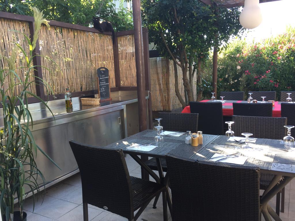 Fasthotel Nimes Caissargues Zewnętrze zdjęcie