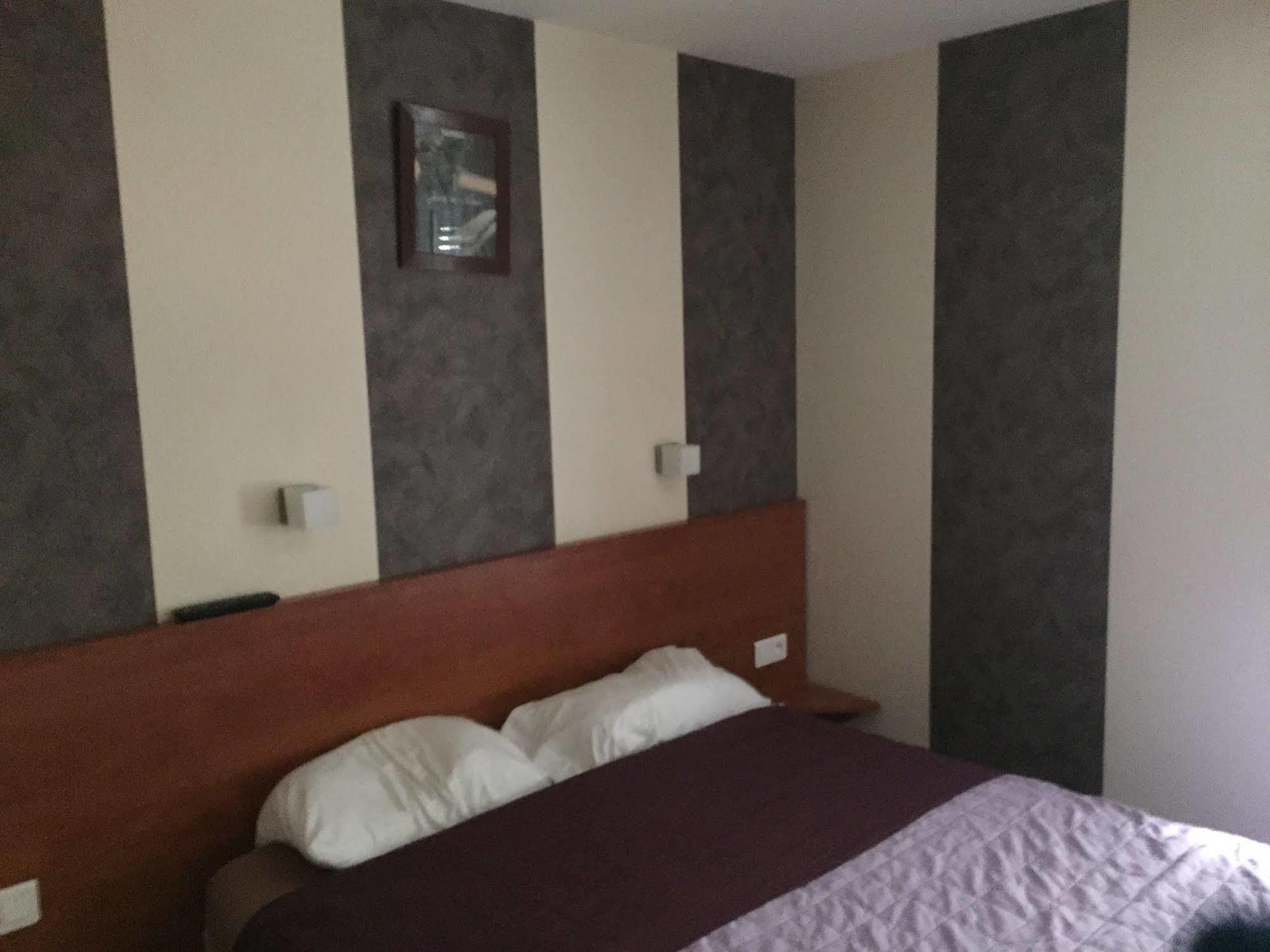 Fasthotel Nimes Caissargues Zewnętrze zdjęcie